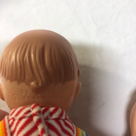 2 Tiara dolls by Playmates 6"  Poseable Vintage Doll 1981 No.9055 & 1 Bonus Doll - Picture 8 of 16